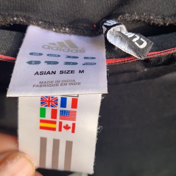 ADIDAS 3/4 length super comfortable workout leggings. Size M. Climalite. - Picture 3 of 7